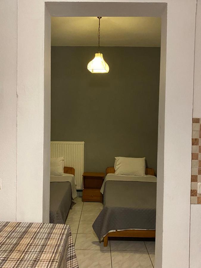 Pansion Vasiliki Apartment Ouranoupoli Bagian luar foto