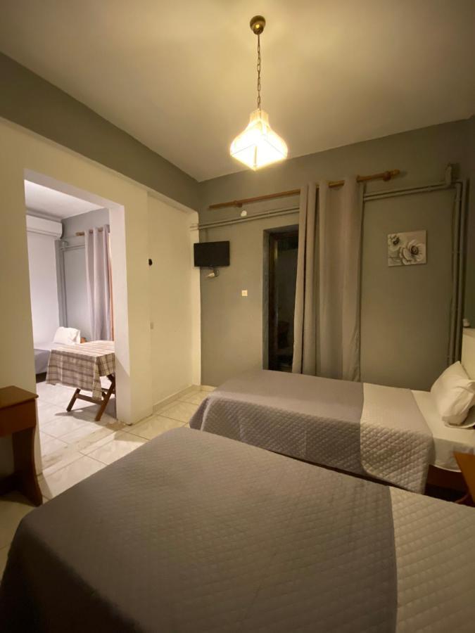 Pansion Vasiliki Apartment Ouranoupoli Bagian luar foto
